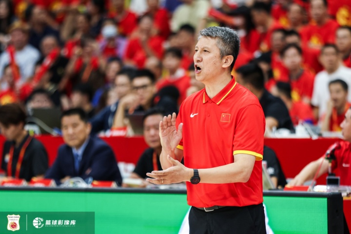打不过！上半场中国男篮命中率&篮板&助攻全面落后日本男篮
