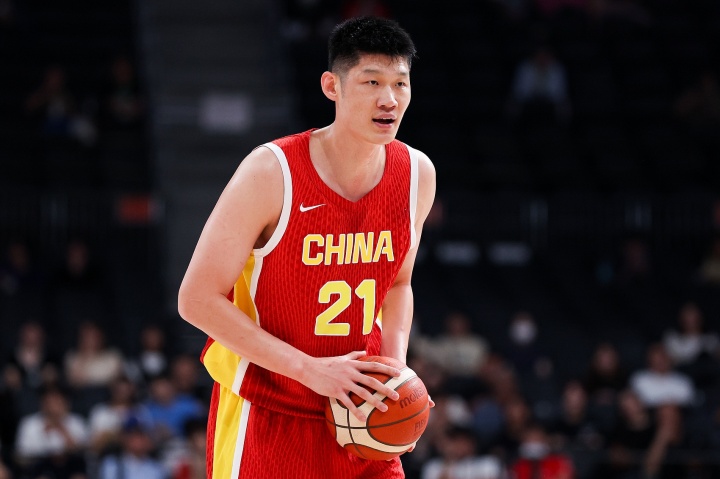 记者：这比分让胡金秋继续在上面打 是对球员的一种伤害
